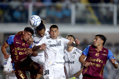 El equipo ambateño cerrará la serie contra Santos este 20 de agosto como local en el estadio Bellavista de Ambato