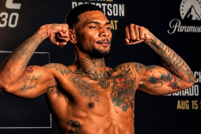 Michael Morales durante el pesaje oficial de UFC 330, este 14 de agosto.