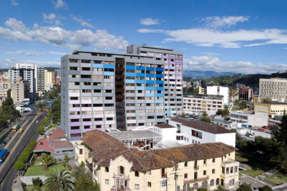 Julio César Terán Dutari fue filósofo, teólogo, exrector de la PUCE y obispo de Ibarra y auxiliar de Quito.