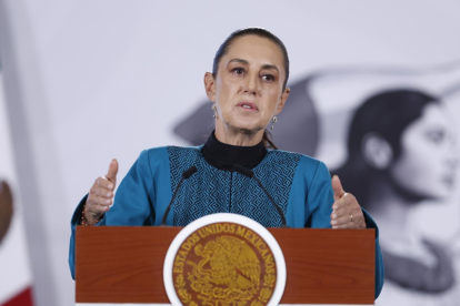 La presidenta de México, Claudia Sheinbaum, enfrenta cuestionamientos por sus declaraciones sobre la reducción de homicidios en el país.