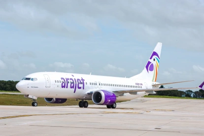 Un avión de la aerolínea dominicana Arajet.