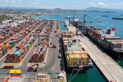 China y EE. UU. son socios clave para la economía de Ecuador. por eso el equilibrio geopolítico impulsa las exportaciones y la seguridad nacional.