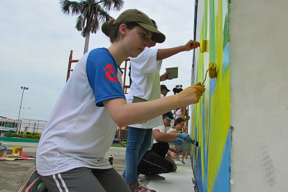 Artistas ecuatorianos podrán participar en la iniciativa “Embelleciendo el Barrio con MINI”, que contempla la creación de 10 murales en distintos sectores de Quito.