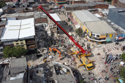El terremoto puso en evidencia la pobre calidad de las instituciones, la infraestructura y los mecanismos de prevención.  La emergencia encontró un Estado debilitado por problemas acumulados durante cuatro años de gobierno de Petro.