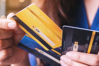 El pago indiscriminado con tarjeta de crédito puede conllevar al sobreendeudamiento.