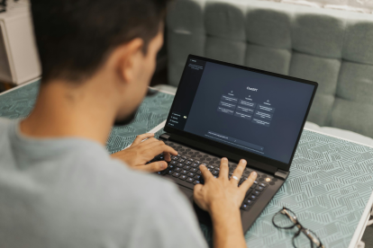 OpenAI busca ampliar sus ingresos mientras continúa creciendo el número de usuarios de ChatGPT.