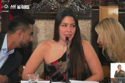 Tatiana Coronel (c) lideró la sesión del Concejo de este jueves 20 de agosto.