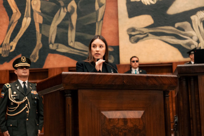 Mishel Mancheno dirigió ante el Pleno unas palabras en honor a quien fue director del Centro Nacional de Inteligencia.