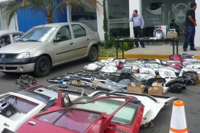 Redes transnacionales financian economías ilícitas como el tráfico de autopartes.