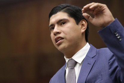 Steven Ordóñez renunció a la Asamblea Nacional para ser candidato a la Prefectura de El Oro.