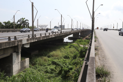 El accidente se registró en el Puente de la Unidad Nacional.