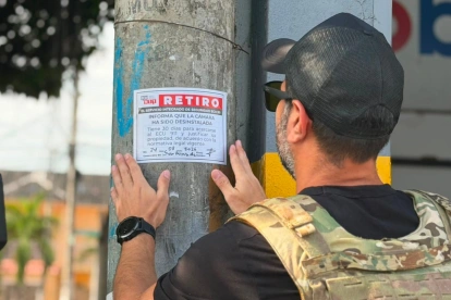 El ECU 911 colocó sellos en los puntos donde fueron retiradas las cámaras para informar sobre el procedimiento y la posibilidad de recuperarlas.
