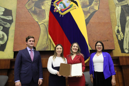 Asamblea designa a Katherine Pacheco (ADN) como cuarta vocal del CAL.