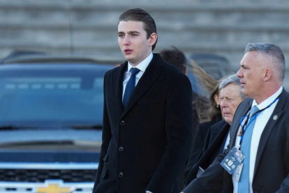 Barron Trump, hijo del presidente de EE. UU., bajo investigación de seguridad.