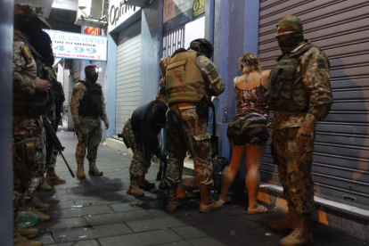 Militares realizan operativos en zonas urbanas sin estado de excepción.”