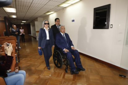 Lenín Moreno y Rocío González ingresan a la audiencia del caso Sinohydro