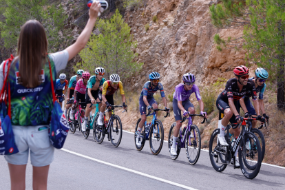 Un grupo de escapados durante la séptima etapa de La Vuelta a España