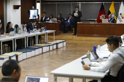 Caso Progen: conjuez vinculó a 10 nuevos procesados por presunto peculado en contratos de Celec.