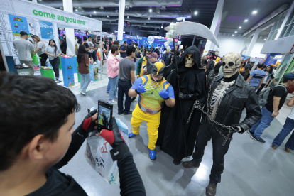 Personajes de diferentes franquicias del entretenimiento son homenajeados en la Comic Con.