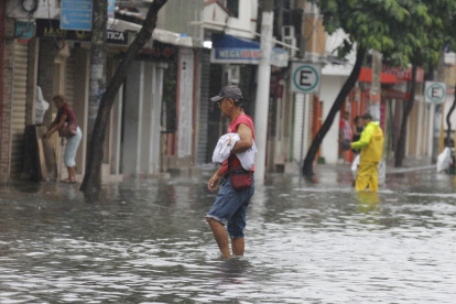 El Comité Nacional para el Estudio Regional del Fenómeno El Niño (ERFEN) declaró de manera oficial el evento climático en Ecuador el 28 de agosto de 2026.