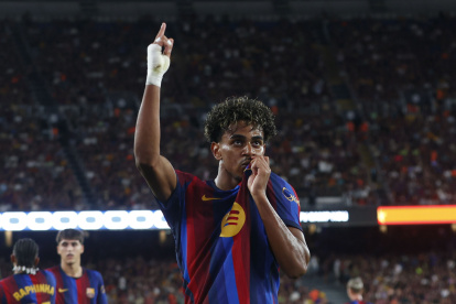 Lamine Yamal marcó un doblete en el triunfo del FC Barcelona ante Rayo Vallecano.