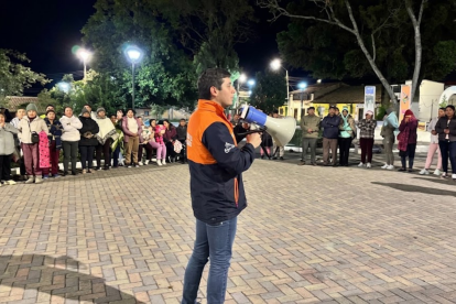 En el simulacro contra sismos, desarrollado en 2025, en Lloa.