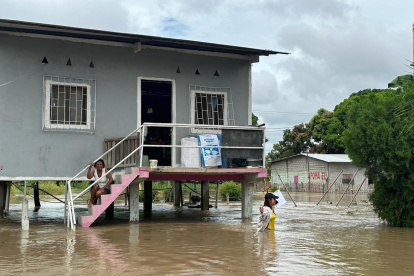 Imagen de archivo de una inundación en Colimes, provincia de Guayas.