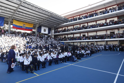 El año lectivo 2026-2027 inicia el 1 de septiembre en Sierra-Amazonía con más de 1,7 millones de estudiantes y un regreso escalonado.
