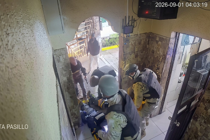 Delincuentes se hicieron pasar por militares para irrumpir en la garita de una urbanización privada de Guayaquil.