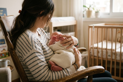 Todavía no hay un acuerdo entre ADN y Revolución Ciudadana sobre la ampliación del permiso de maternidad y paternidad.