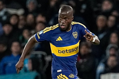 Enner Valencia, señalado en Argentina: falla un penal y recibe duras críticas.