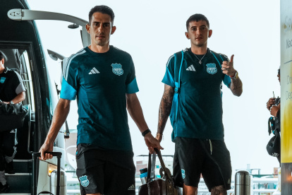 Jugadores de Emelec se trasladaron a Loja para el duelo ante Libertad, por la fecha 28 de LigaPro.
