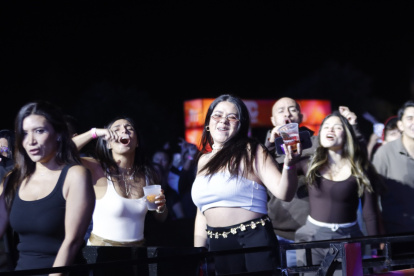 Asistentes disfrutaron del FTC Live al Parque en el Bicentenario, evento que reunió a 20.000 personas y generó importante movimiento económico.