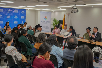 Universidad Amawtay Wasi abrió una convocatoria para 11 plazas docentes bajo contrato ocasional.