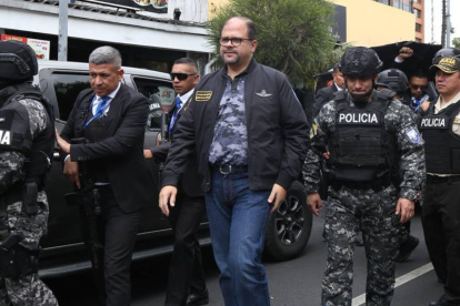 El ministro del Interior, John Reimberg, cuestionó el manejo municipal de las agencias de tránsito.