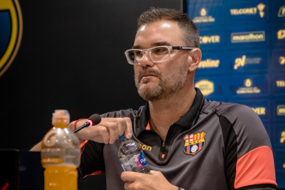 Pablo Trobbiani, director técnico de Barcelona SC, en rueda de prensa en estadio Monumental.