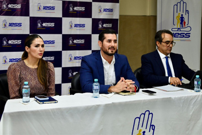 El presidente del Consejo Directivo del IESS, Bernardo Cordovez.