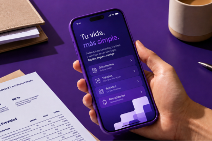 La aplicación Data 593 integra documentos, trámites y servicios en una sola plataforma digital.