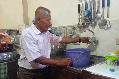 La distribución del agua potable se suspendió la mañana de este martes