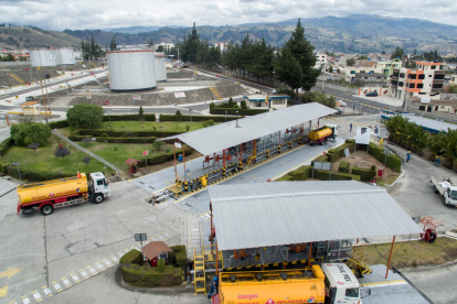 Petroecuador asegura que garantiza el abastecimiento en el país.