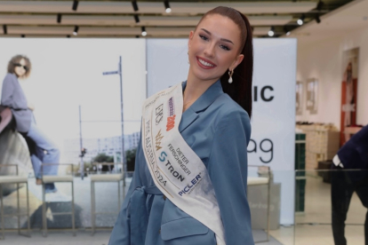 Lucía Sisic, Miss Austria 2024, murió a los 22 años. La organización del certamen confirmó su fallecimiento.