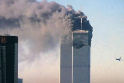 La Torres Gemelas no explotaron solas, argumentan grupos radicales o de ultraizquierda. Fueron hombres que decidieron matar en nombre de una ideología religiosa deformada.