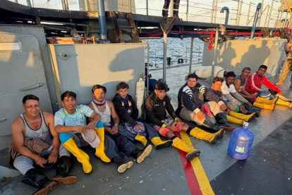 Armada halló a 10 tripulantes del Don Rufo en el Pacífico tras operativo de EE. UU.