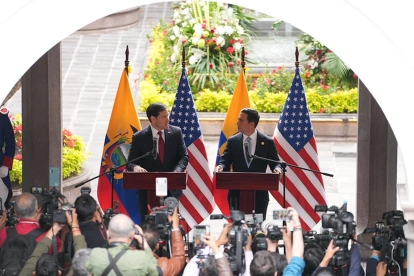 El secretario de Estado de Estados Unidos, Marco Rubio brindó una rueda de prensa junto al canciller de Ecuador, Roberto Kury.