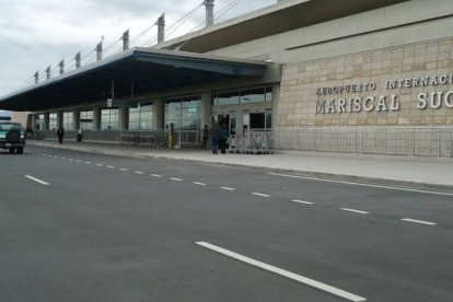 El aeropuerto Mariscal Sucre suspenderá operaciones por mantenimientos.