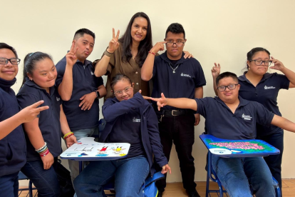 Sofía Arteta conoce a este grupo desde que eran bebés, ahora tienen entre 20 y 27 años. Son parte del Centro Terapéutico para chicos con síndrome de Down.