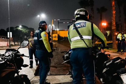 El operativo se desarrolló en la noche.