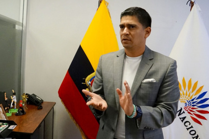 Jaime Estrada dejó la Asamblea Nacional para buscar la Prefectura de Manabí en las seccionales 2026.
