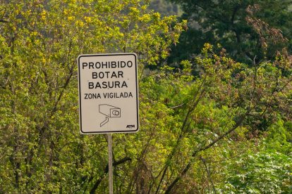 El Municipio instaló señalética en puntos críticos.