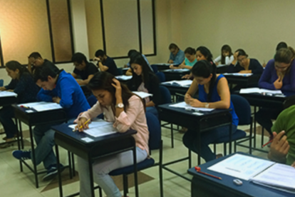 Los resultados de PISA evidencian los desafíos que enfrenta Ecuador para mejorar el aprendizaje de matemáticas y lectura entre sus adolescentes.